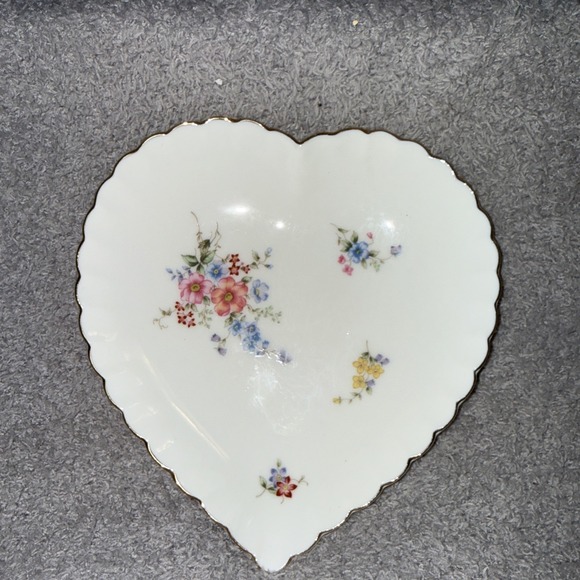Home Beautiful Other - Home Beautiful TY003 Romance Heart Shaped Trinket Dish